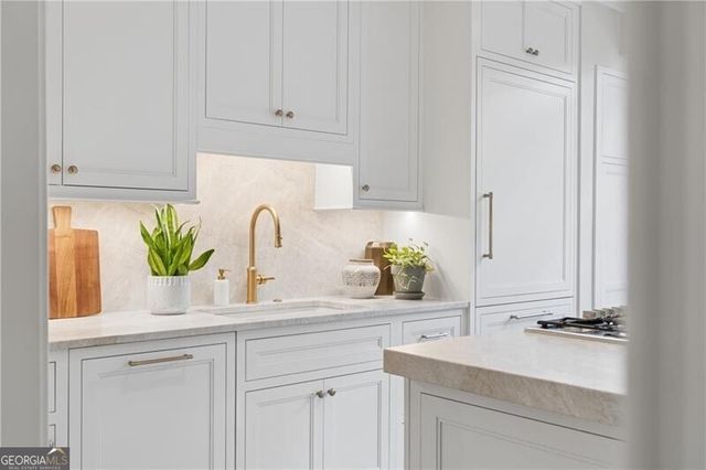 1207 Brookhaven Park Place, Brookhaven, GA 30319