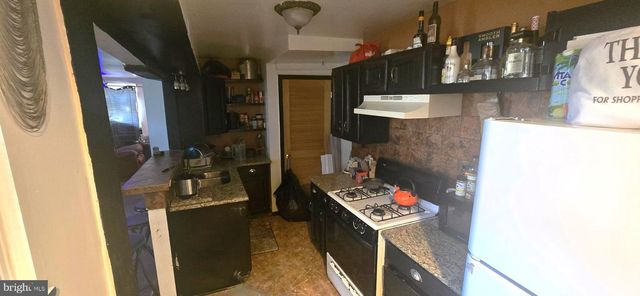 3012 TUCKAHOE RD, Camden, NJ 08104