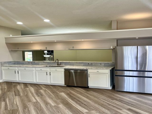 9323 Turtle Log Trail, Houston, TX 77064
