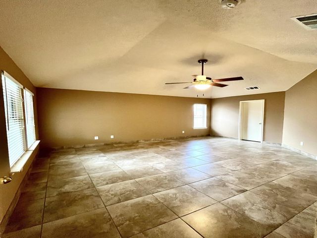 9323 Turtle Log Trail, Houston, TX 77064