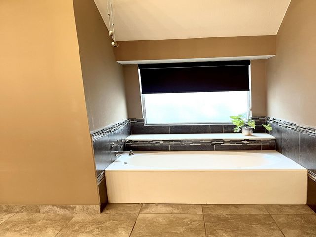 9323 Turtle Log Trail, Houston, TX 77064