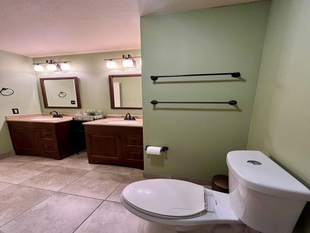 9323 Turtle Log Trail, Houston, TX 77064