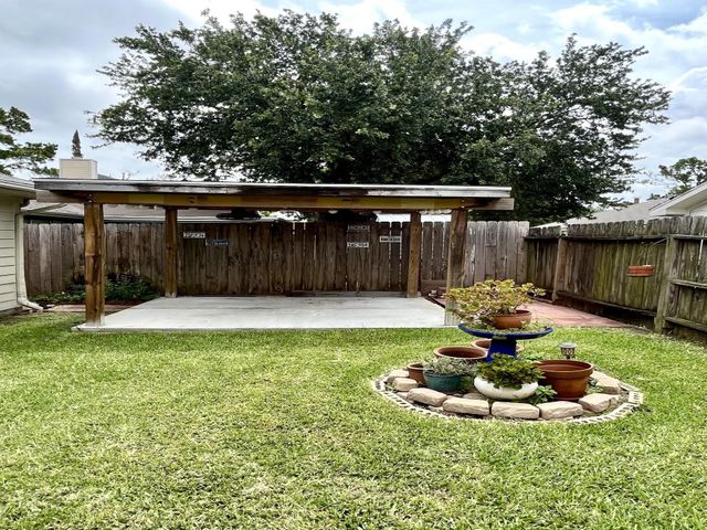 9323 Turtle Log Trail, Houston, TX 77064
