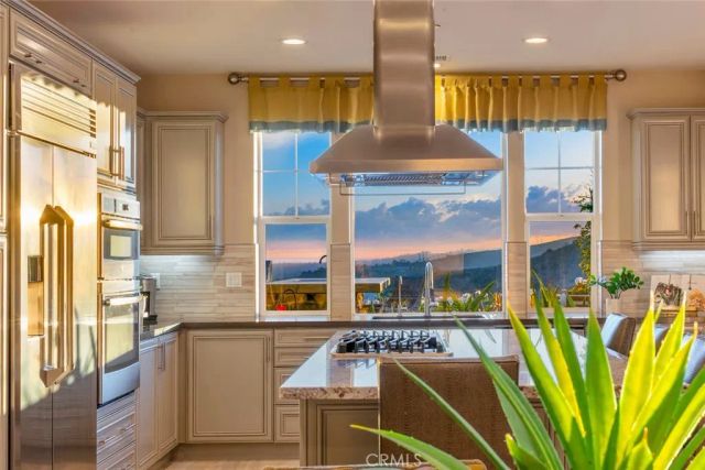 15 Ventada, Rancho Mission Viejo, CA 92694