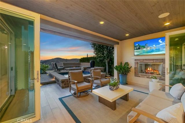 15 Ventada, Rancho Mission Viejo, CA 92694