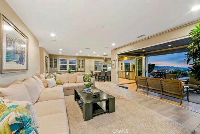 15 Ventada, Rancho Mission Viejo, CA 92694