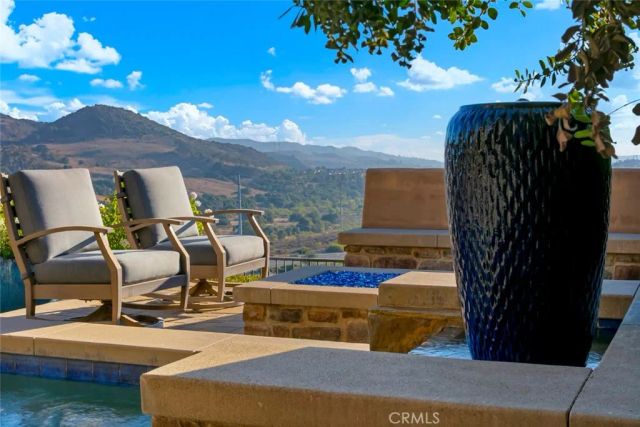 15 Ventada, Rancho Mission Viejo, CA 92694