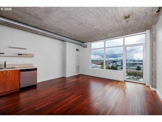 1926 W BURNSIDE St 1307, Portland, OR 97209