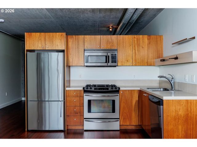 1926 W BURNSIDE St 1307, Portland, OR 97209