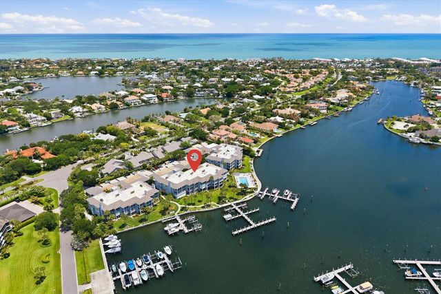 1903 Bay Road 206, Vero Beach, FL 32963