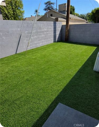 6130 Hazeltine 3, Van Nuys, CA 91401