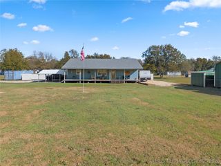 300 S 1st Street, Dougherty, OK 73032