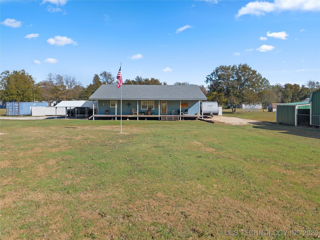 300 S 1st Street, Dougherty, OK 73032