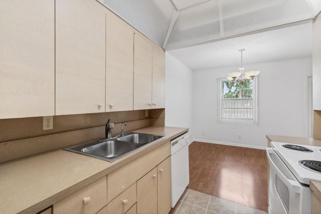 2015 Cornwall A, Boca Raton, FL 33434