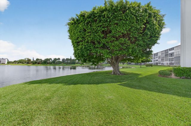 2015 Cornwall A, Boca Raton, FL 33434