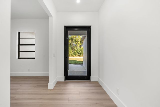 18853 42nd Road, Loxahatchee, FL 33470