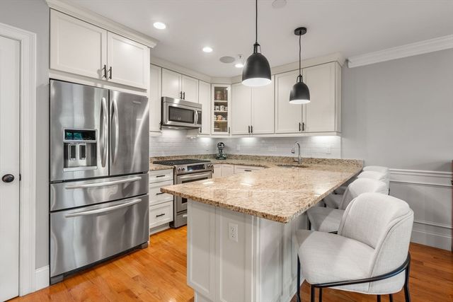 110 Park St 5, Boston, MA 02132
