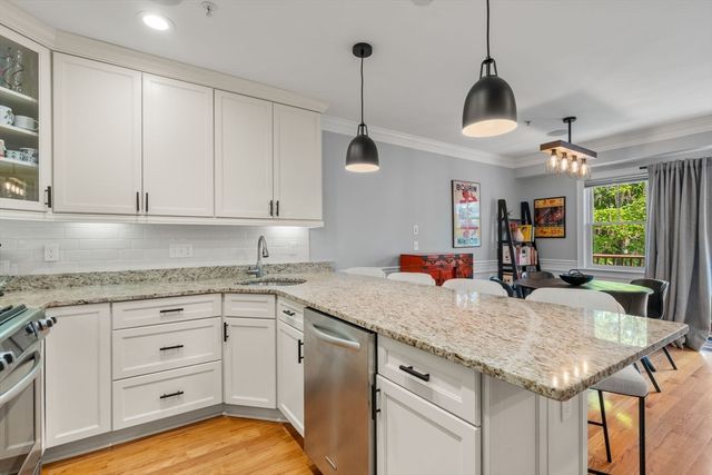 110 Park St 5, Boston, MA 02132