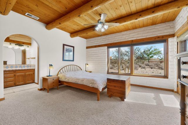 322 Sagebrush Drive, Corrales, NM 87048