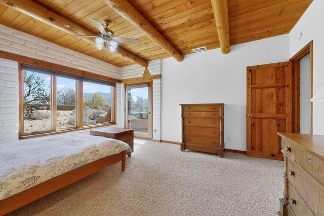 322 Sagebrush Drive, Corrales, NM 87048