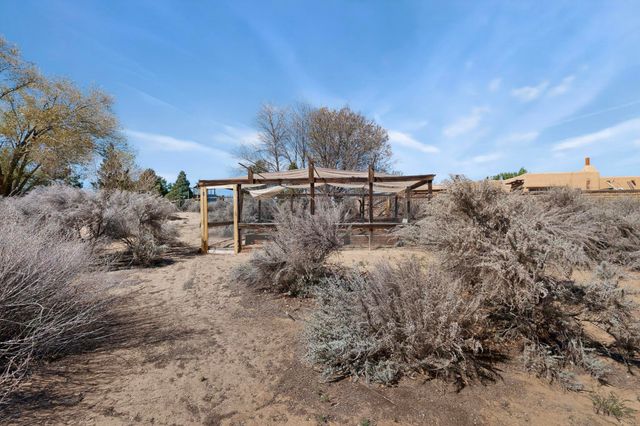 322 Sagebrush Drive, Corrales, NM 87048