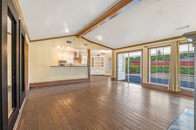 6109 Highgate Lane, Dallas, TX 75214