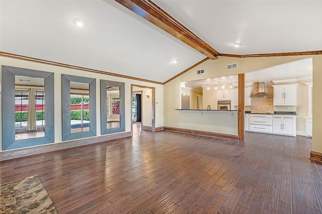 6109 Highgate Lane, Dallas, TX 75214