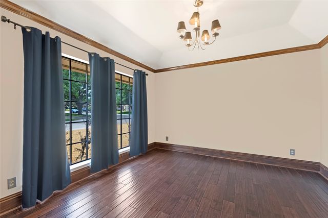 6109 Highgate Lane, Dallas, TX 75214