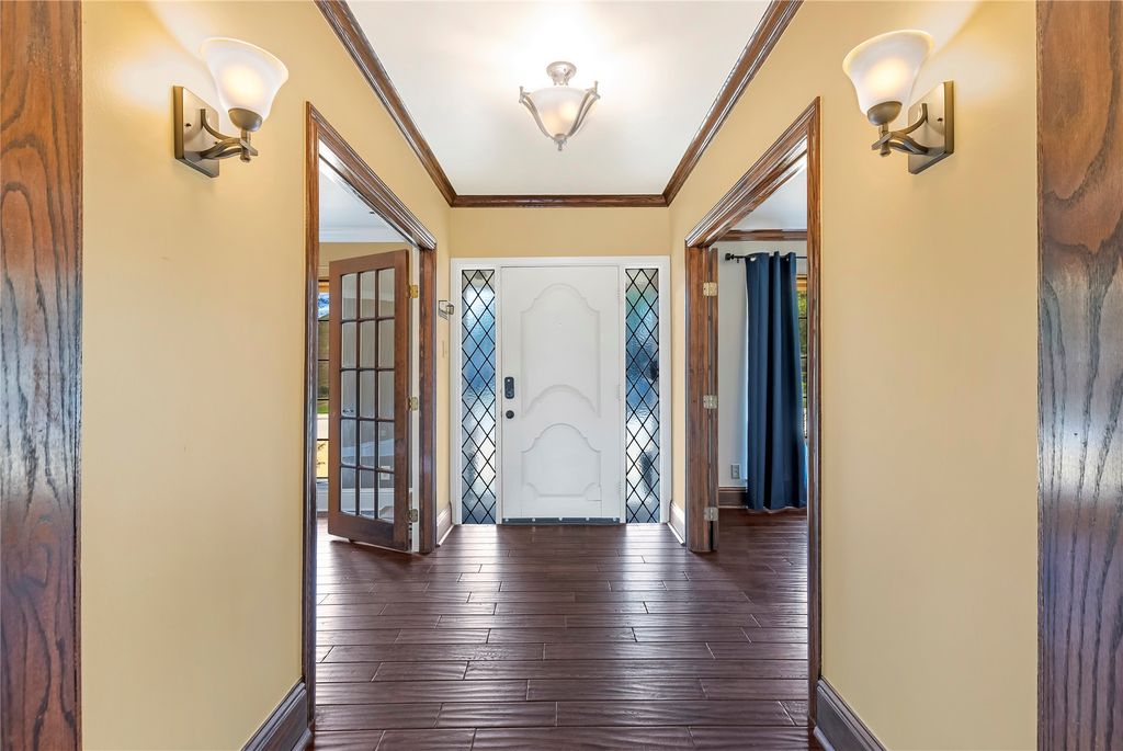 6109 Highgate Lane, Dallas, TX 75214