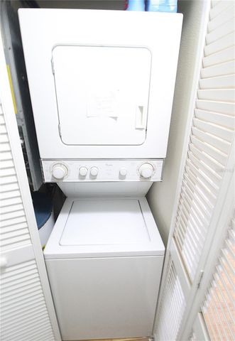 1959 TOUCAN WAY 207, Sarasota, FL 34232