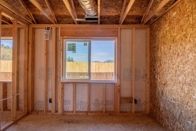 2728 Denton Trail, Grants Pass, OR 97527