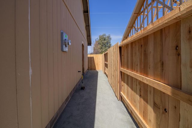 2728 Denton Trail, Grants Pass, OR 97527