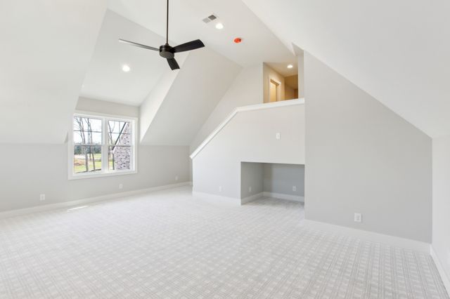 1116 Willow Springs Dr, Lebanon, TN 37087