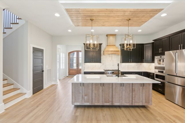 1116 Willow Springs Dr, Lebanon, TN 37087