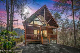 1110 Elm Court, Sevierville, TN 37876