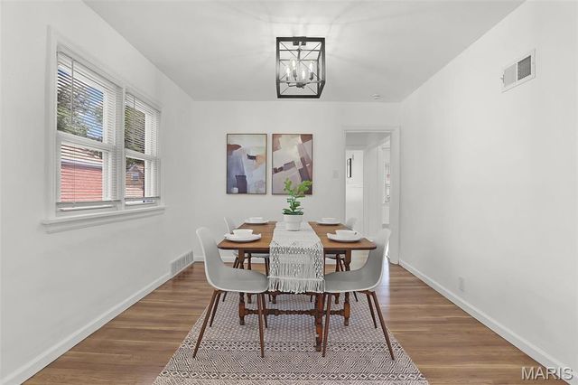 5681 Pernod Avenue, St Louis, MO 63139