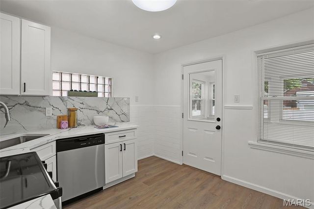 5681 Pernod Avenue, St Louis, MO 63139