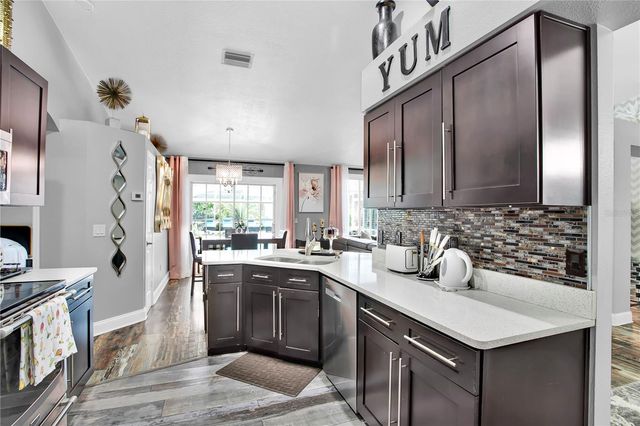 10516 JULIANO DRIVE, Riverview, FL 33569