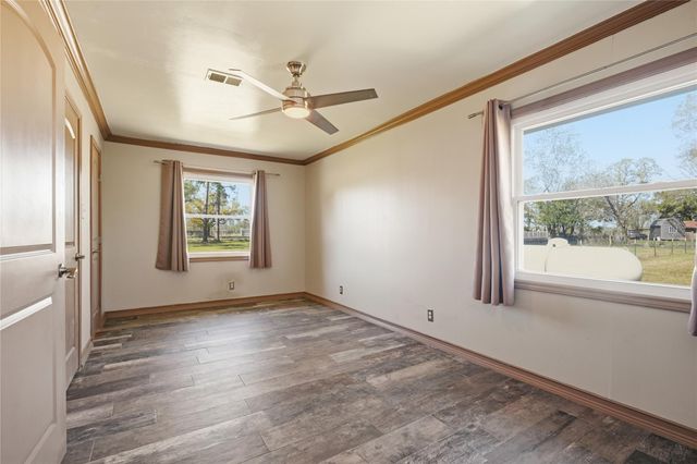 4215 County Road 182, Alvin, TX 77511