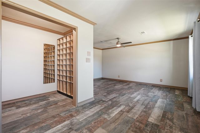 4215 County Road 182, Alvin, TX 77511