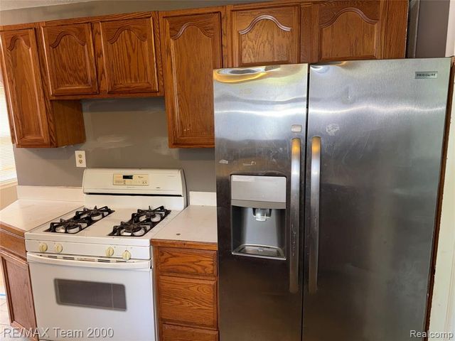 17930 Ruth Street, Melvindale, MI 48122
