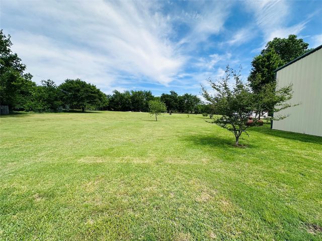 6494 Clear Creek Road, Mabank, TX 75156
