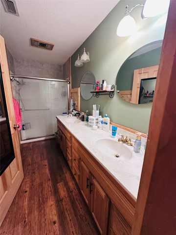 6494 Clear Creek Road, Mabank, TX 75156