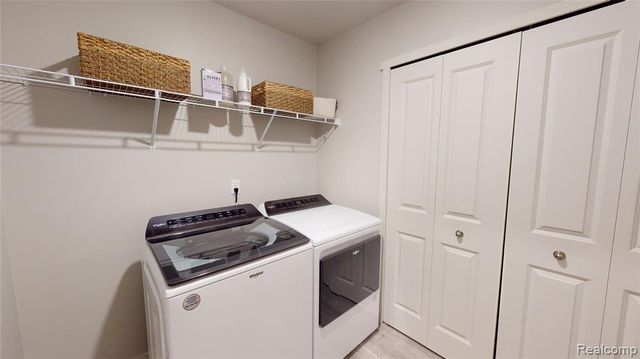 4000 Insignia 2, Clarkston, MI 48346