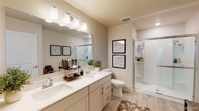 4000 Insignia 2, Clarkston, MI 48346