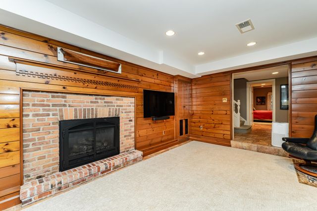 821 8th Avenue SW, Rochester, MN 55902