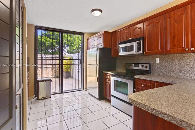 2524 SW 122nd Court, Miami, FL 33175