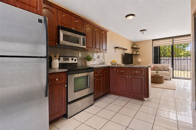 2524 SW 122nd Court, Miami, FL 33175