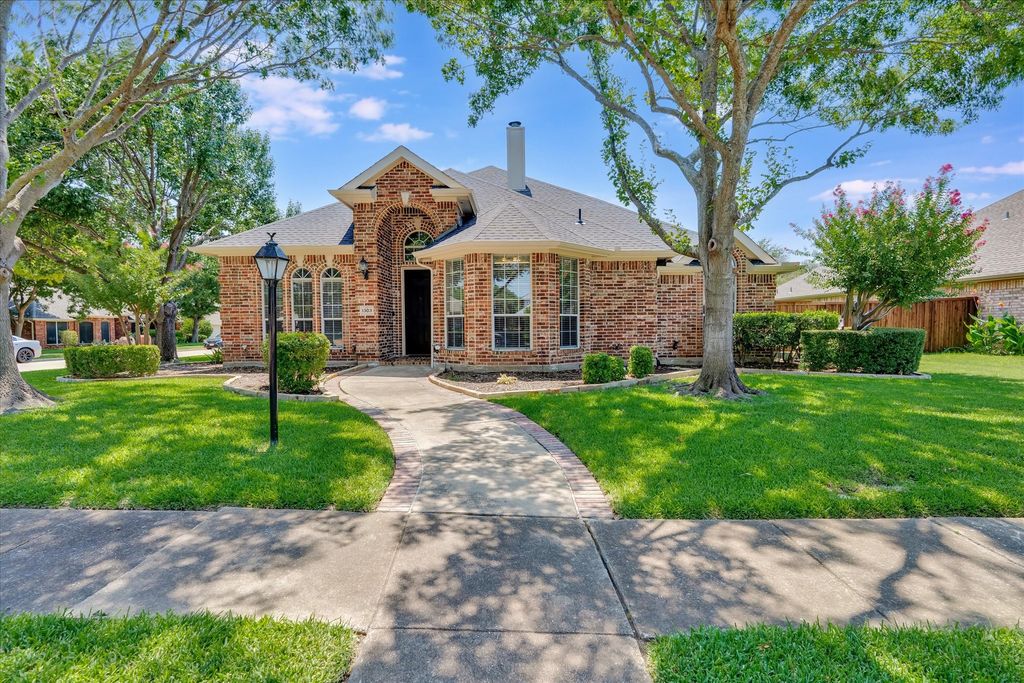 1303 Woodmoor Drive, Allen, TX 75013