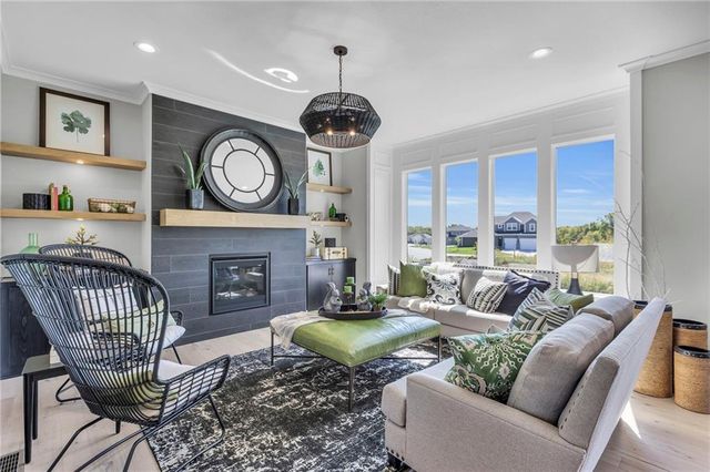 17483 W 169th Terrace, Olathe, KS 66062